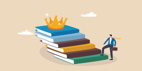 estudante a subir uma escada feita por livros