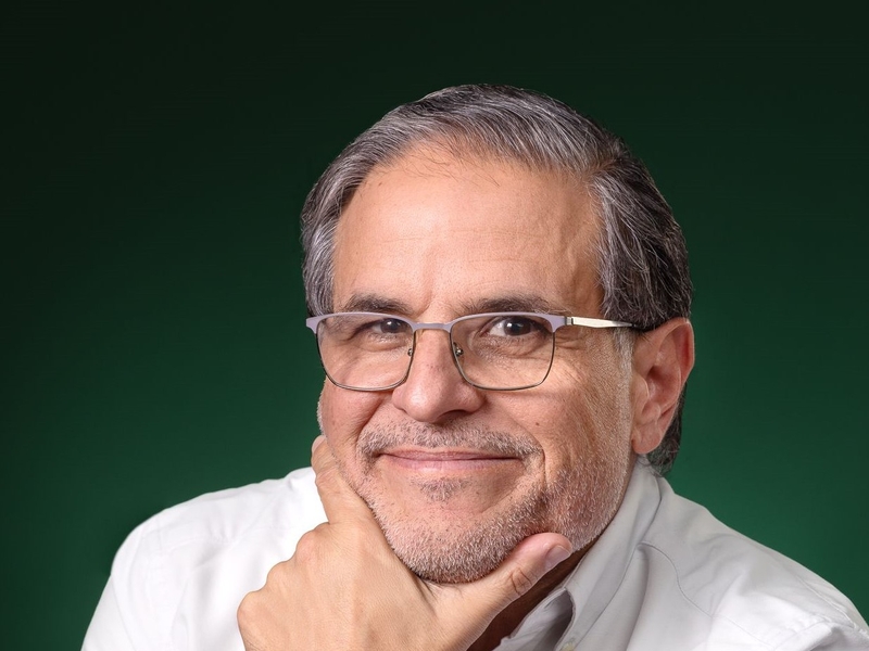 Professor Filipe Carrera