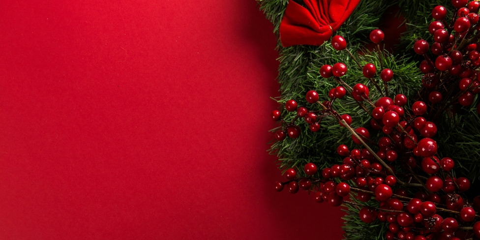 Portuguese reduce number of presents, but plan to spend more this Christmas 